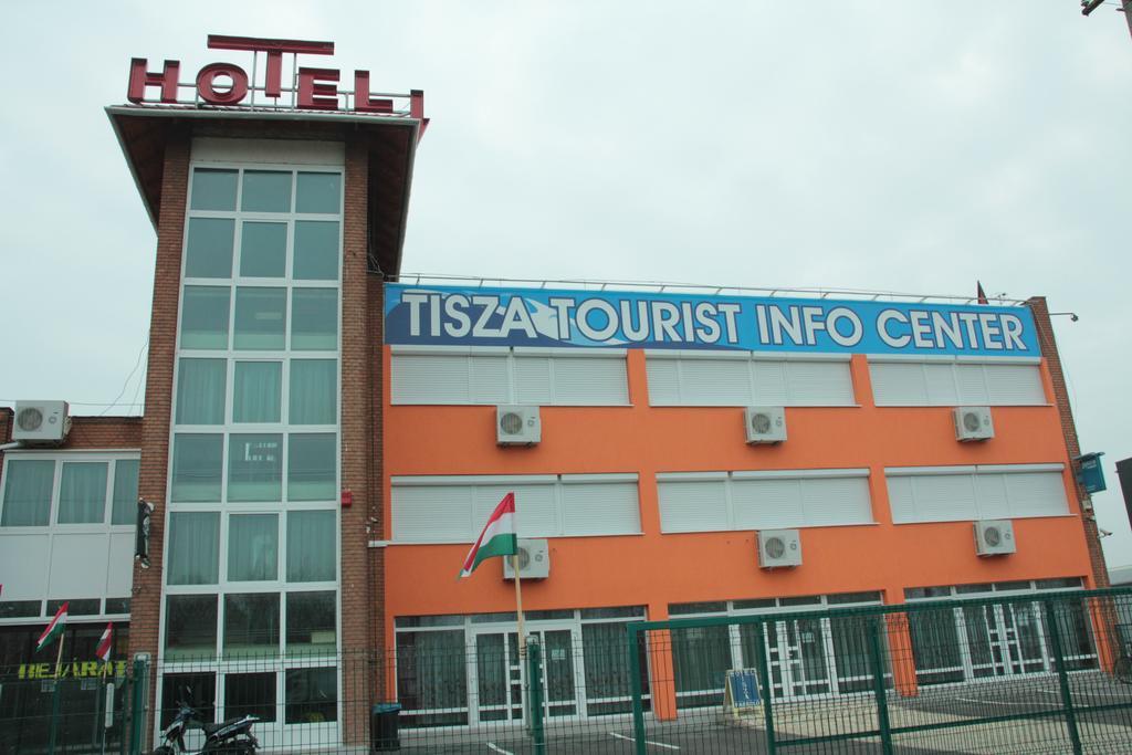 Tisza Corner Hotel Szeged Exterior photo